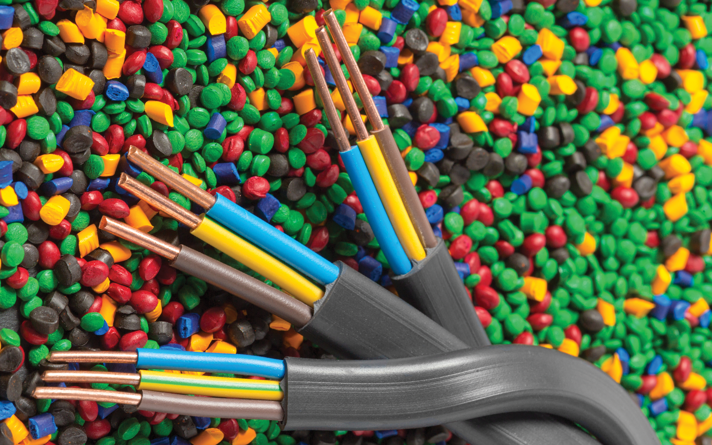 کامپاندهای پلیمری تخصصی و مهندسی